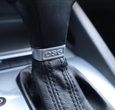 Volkswagen Golf 16