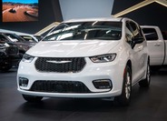Chrysler Pacifica 1
