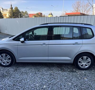 Volkswagen Touran 4