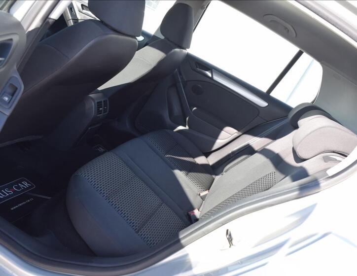 Volkswagen Golf 18