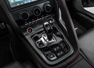 Jaguar F-Type 17