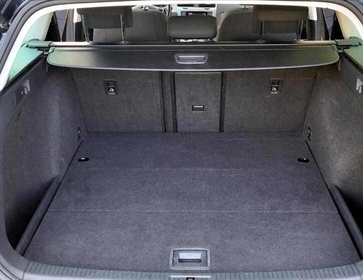 Volkswagen Golf 17