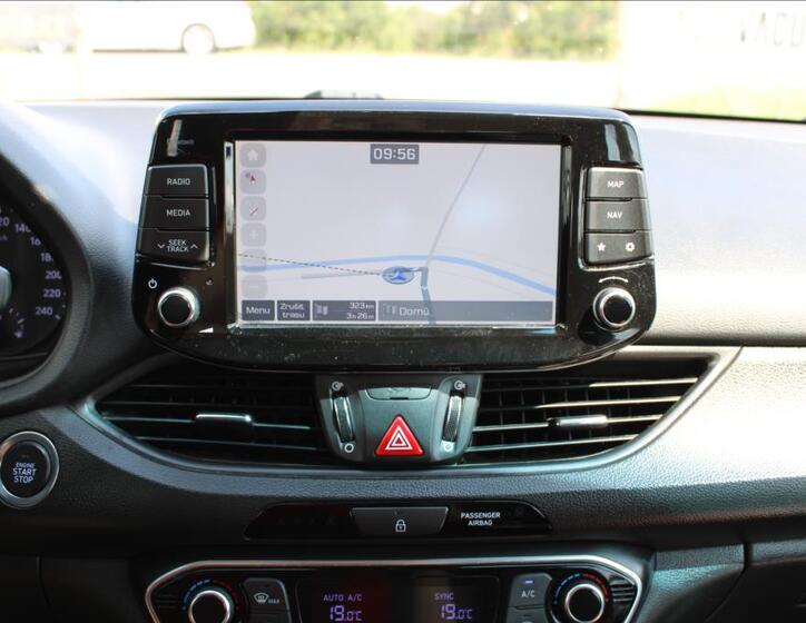 Hyundai i30 19