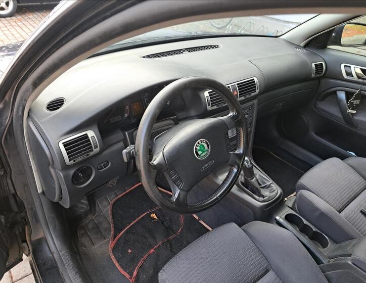 Škoda Superb 21