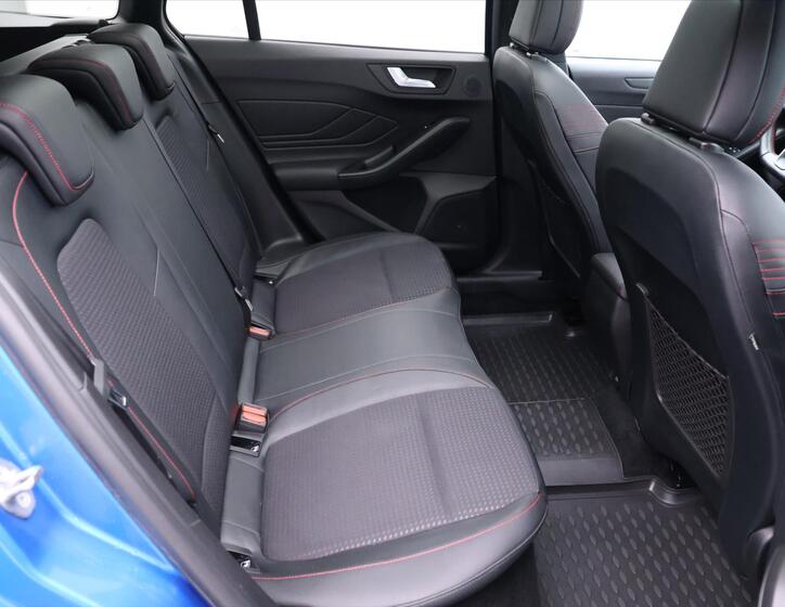 Ford Focus 14