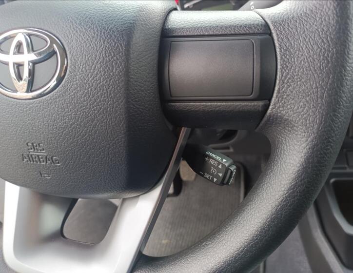Toyota Land Cruiser 21