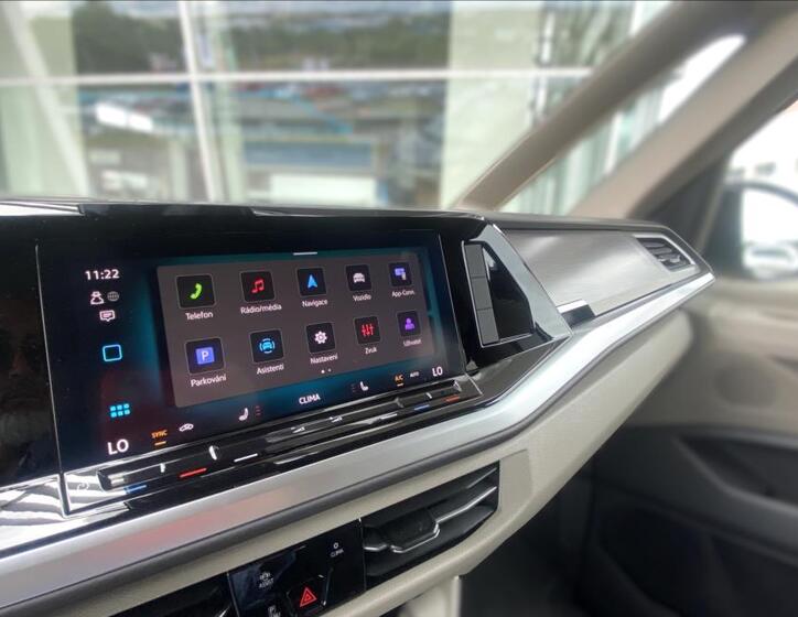 Volkswagen Multivan 11
