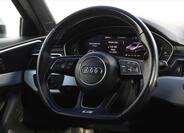 Audi A4 16