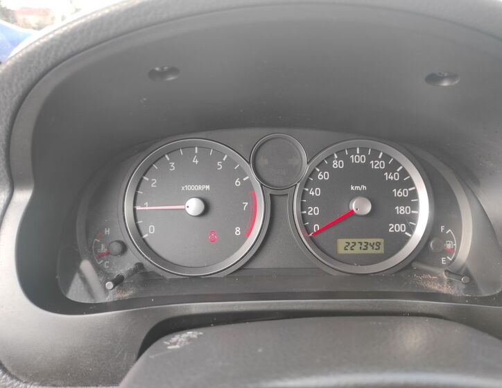 Suzuki Liana 12