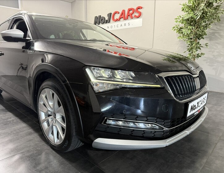 Škoda Superb 30