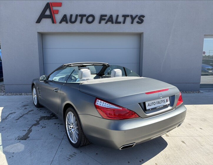 Mercedes-Benz SL 6