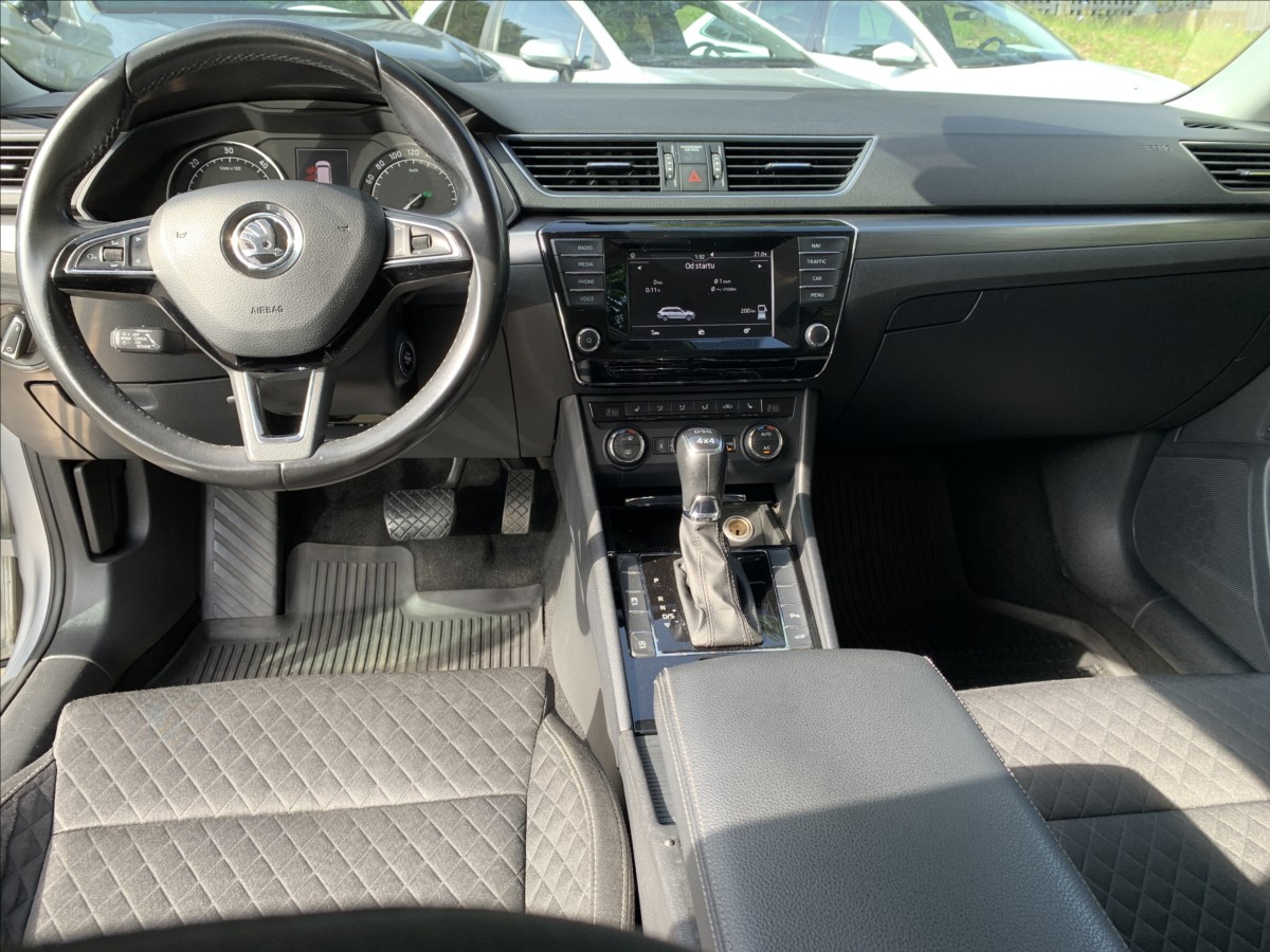 Škoda Superb
