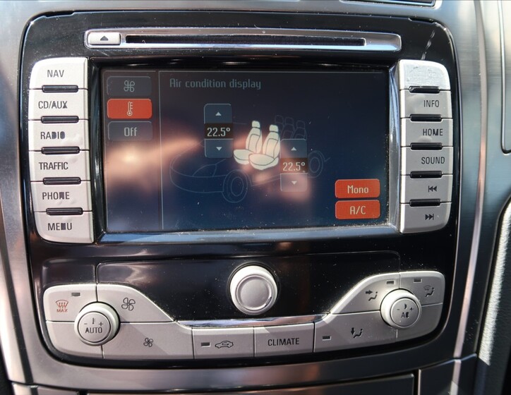 Ford Mondeo 18