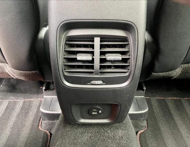 Ford Kuga 41