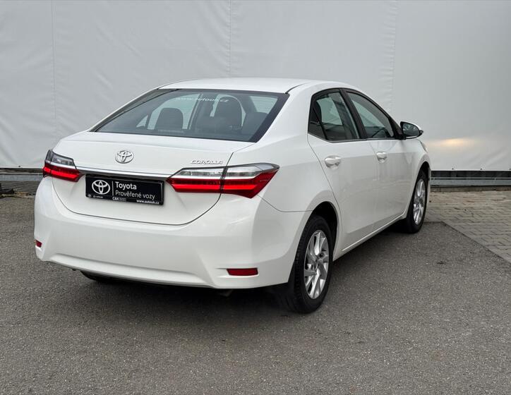 Toyota Corolla 6