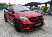 Mercedes-Benz GLE 8