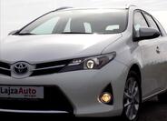 Toyota Auris 11