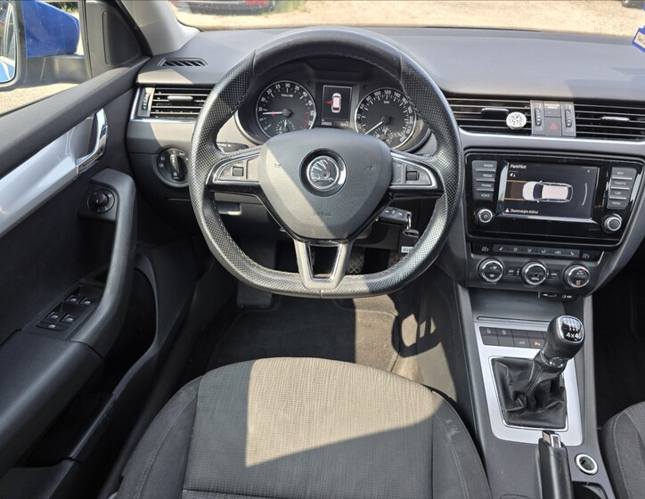 Škoda Octavia 10