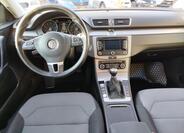 Volkswagen Passat 11