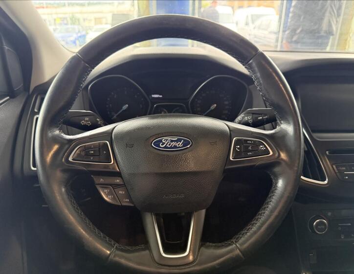 Ford Focus 13