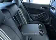 Mercedes-Benz GLA 20