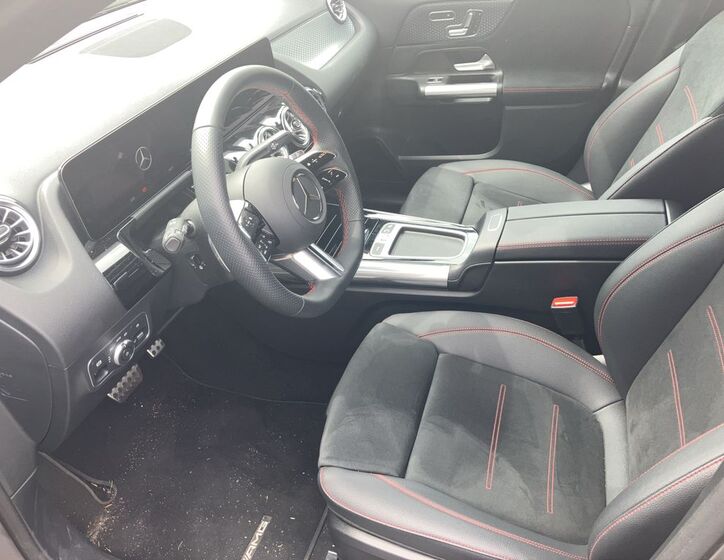 Mercedes-Benz GLA 15