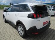 Peugeot 5008 2