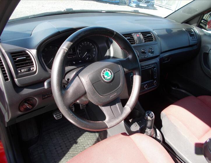 Škoda Fabia 19