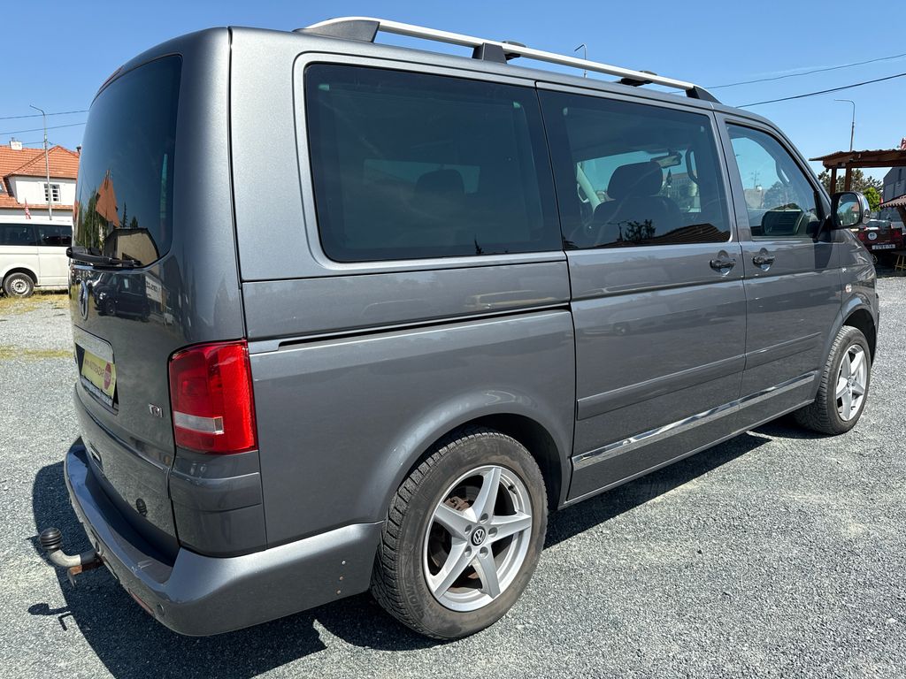 Volkswagen Caravelle