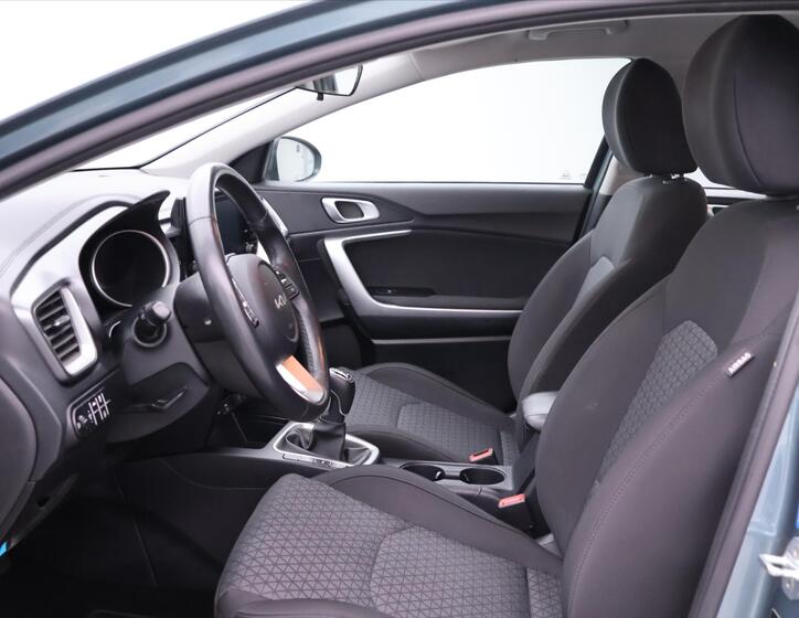 KIA Ceed 10