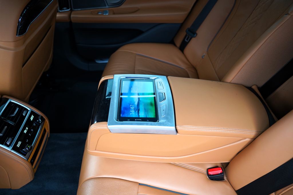BMW Řada 7