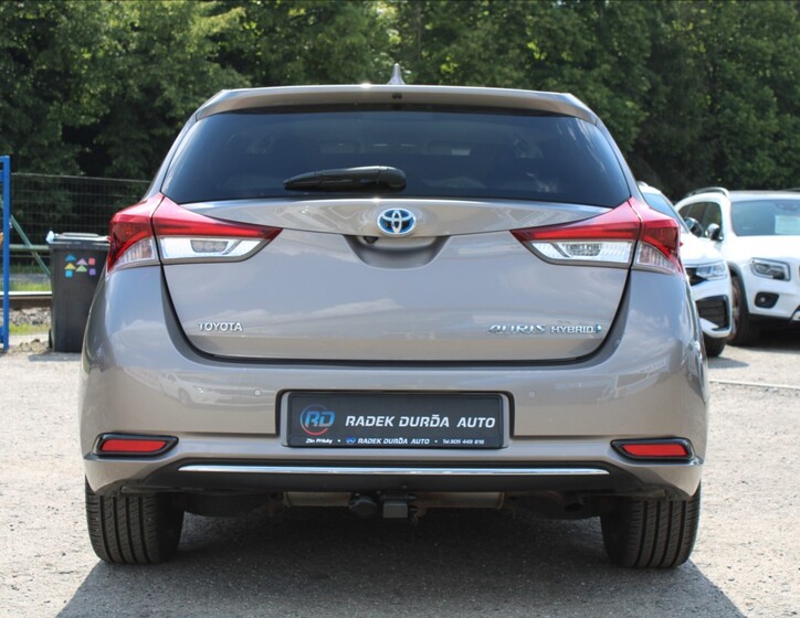 Toyota Auris 6