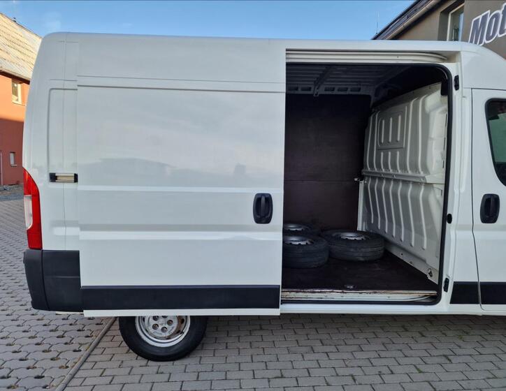 Peugeot Boxer 18