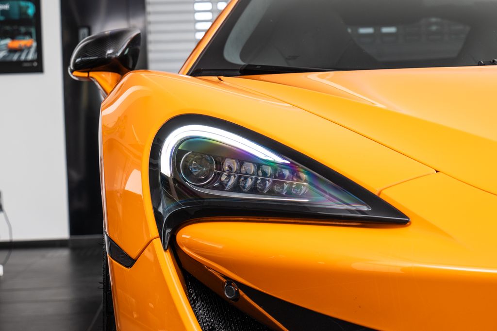 McLaren 570S