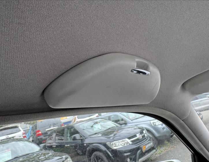 Volkswagen Golf 38