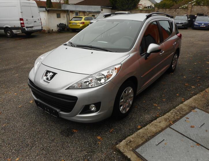 Peugeot 207 1