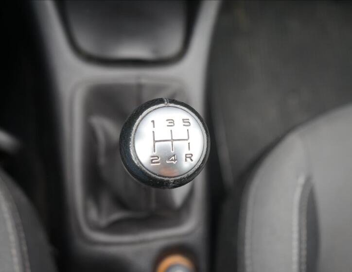 Peugeot 206 12