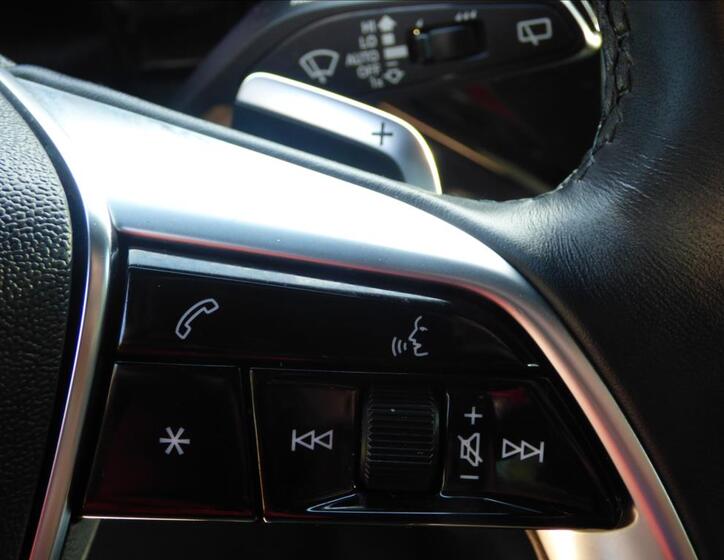 Audi e-tron 19
