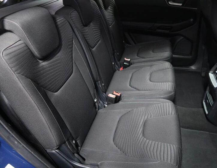 Ford S-MAX 12