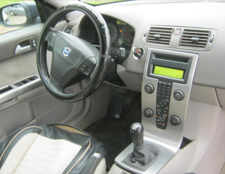 Volvo S40 17