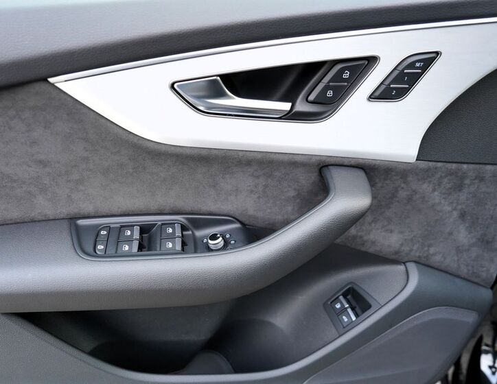 Audi Q7 18