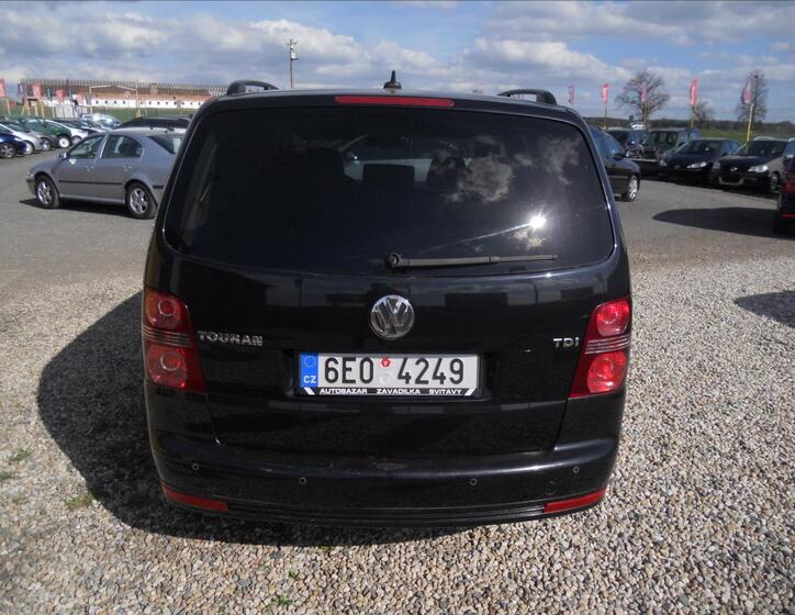 Volkswagen Touran 7