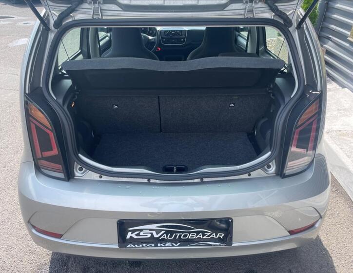Volkswagen up! 8