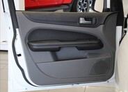Ford Focus 13