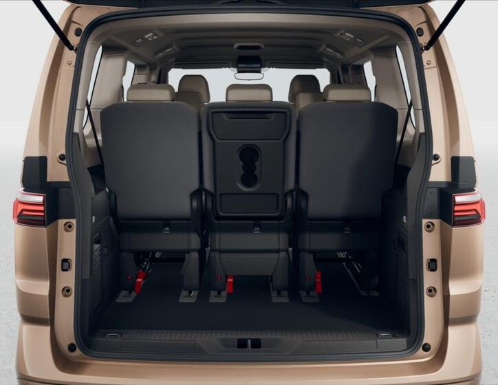 Volkswagen Multivan 8
