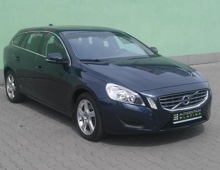 Volvo V60 13