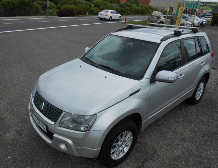Suzuki Grand Vitara 36