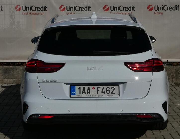 KIA Ceed 4