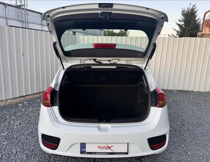 KIA Ceed 12