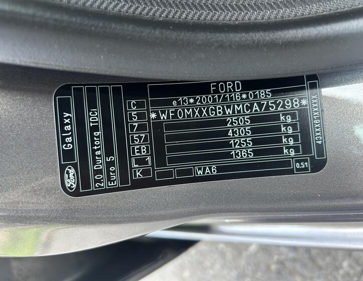 Ford Galaxy 69